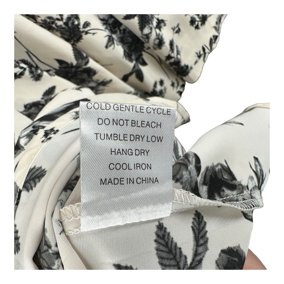 Yincro NWT L Large Black White Floral Maxi Skirt Boho Peasant Bloomcore Gypsy - Picture 12 of 14